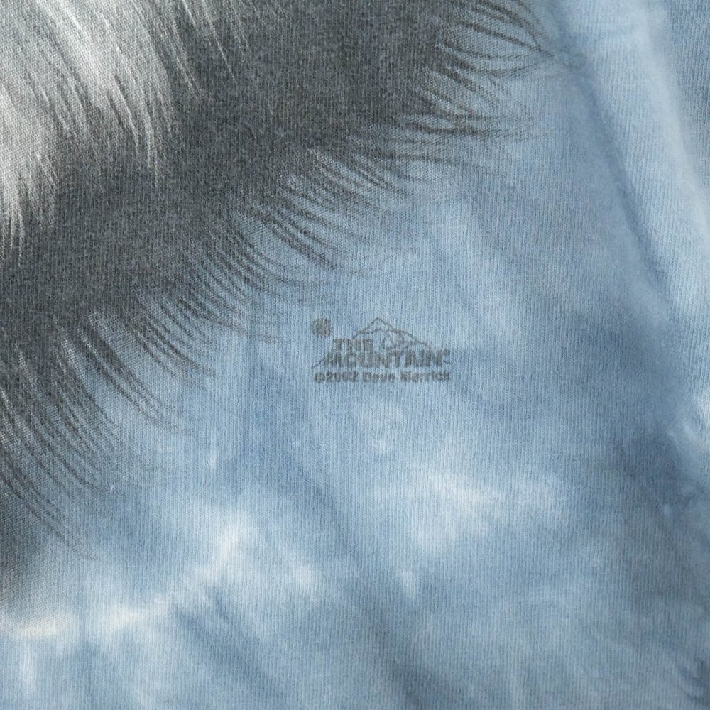 The Mountain T Shirt Mens Large Blue Marble Wolves Nature Short Sleeve Crew - Picture 6 of 11